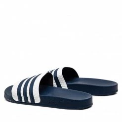 Chaussures De Sport Mules / Sandales De Bain Adidas - Adilette G16220 Adiblu/Wht/Adiblu Blanc, Bleu Marine 8 Chaussures De Sport Mules / Sandales De Bain Adidas - Adilette G16220 Adiblu/Wht/Adiblu Blanc, Bleu Marine -Chaussures Femme Soldes 0000198567071 mt 02