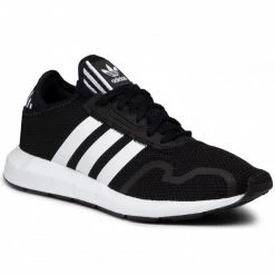 Chaussures Basses Chaussures Adidas - Swift Run X FY2110 Cblack/Ftwwht/Cblack Noir