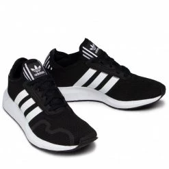 Chaussures Basses Chaussures Adidas - Swift Run X FY2110 Cblack/Ftwwht/Cblack Noir -Chaussures Femme Soldes 0000207769762 05 kt