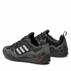 Chaussures De Sport Chaussures Adidas - Terrex Swift Solo 2 GZ0331 Core Black/Core Black/Grey Three Noir -Chaussures Femme Soldes 03 0000209516425 rz