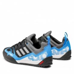 Chaussures De Sport Chaussures Adidas - Terrex Swift Solo 2 S24011 Core Black/Grey Three/Blue Rush Noir -Chaussures Femme Soldes 03 0000209516449 rz