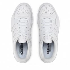 Chaussures De Sport Chaussures Adidas - Courtic GY3589 Ftwwht/Ftwwht/Ftwwht Blanc 10 Chaussures De Sport Chaussures Adidas - Courtic GY3589 Ftwwht/Ftwwht/Ftwwht Blanc -Chaussures Femme Soldes 05 0000209256901 kt