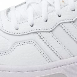 Chaussures De Sport Chaussures Adidas - Courtic GY3589 Ftwwht/Ftwwht/Ftwwht Blanc 11 Chaussures De Sport Chaussures Adidas - Courtic GY3589 Ftwwht/Ftwwht/Ftwwht Blanc -Chaussures Femme Soldes 06 0000209256901 kt